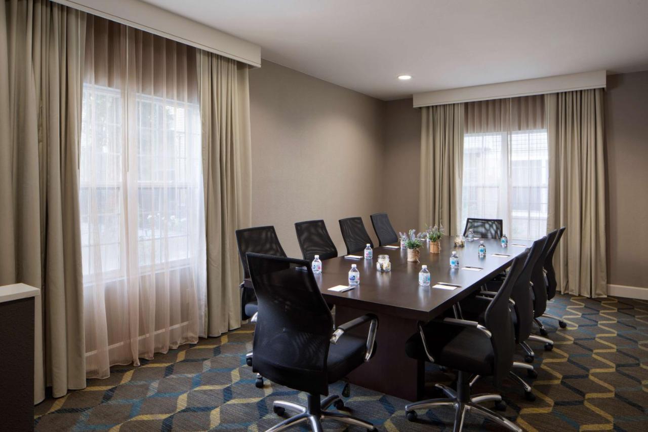 Sonesta Es Suites Fresno Dış mekan fotoğraf